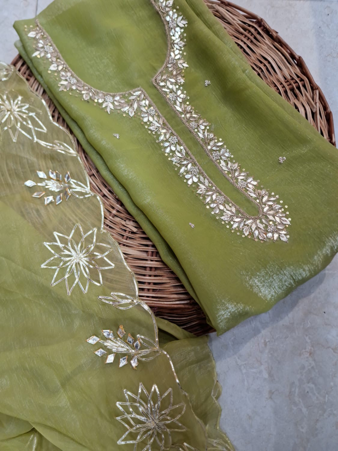 Crush tissue fabric heavy jardoz work kurta with crush tissue gotta work dupatta