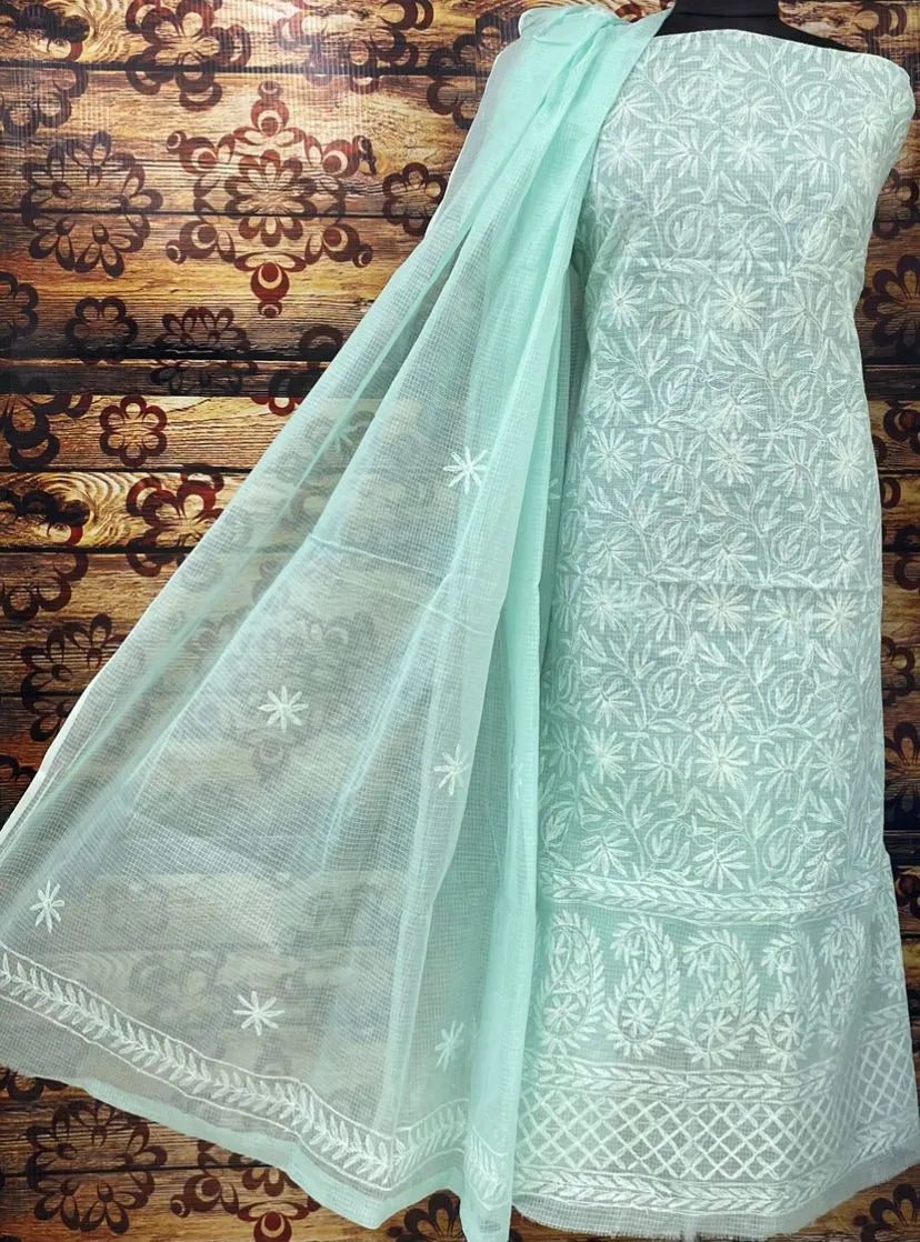 Tepchi Chikankari