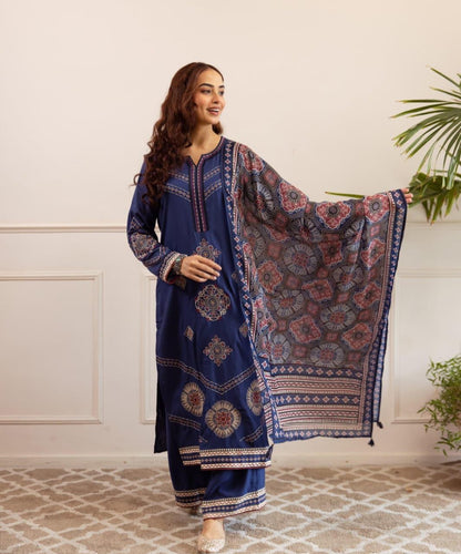 Blue Navy Ornate Reyon 3-Piece Set