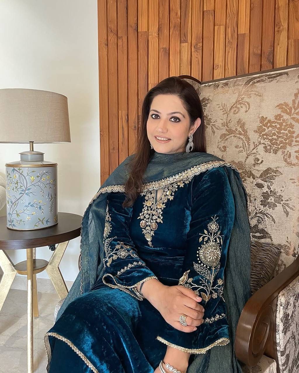 ✨Elegant Velvet Design✨