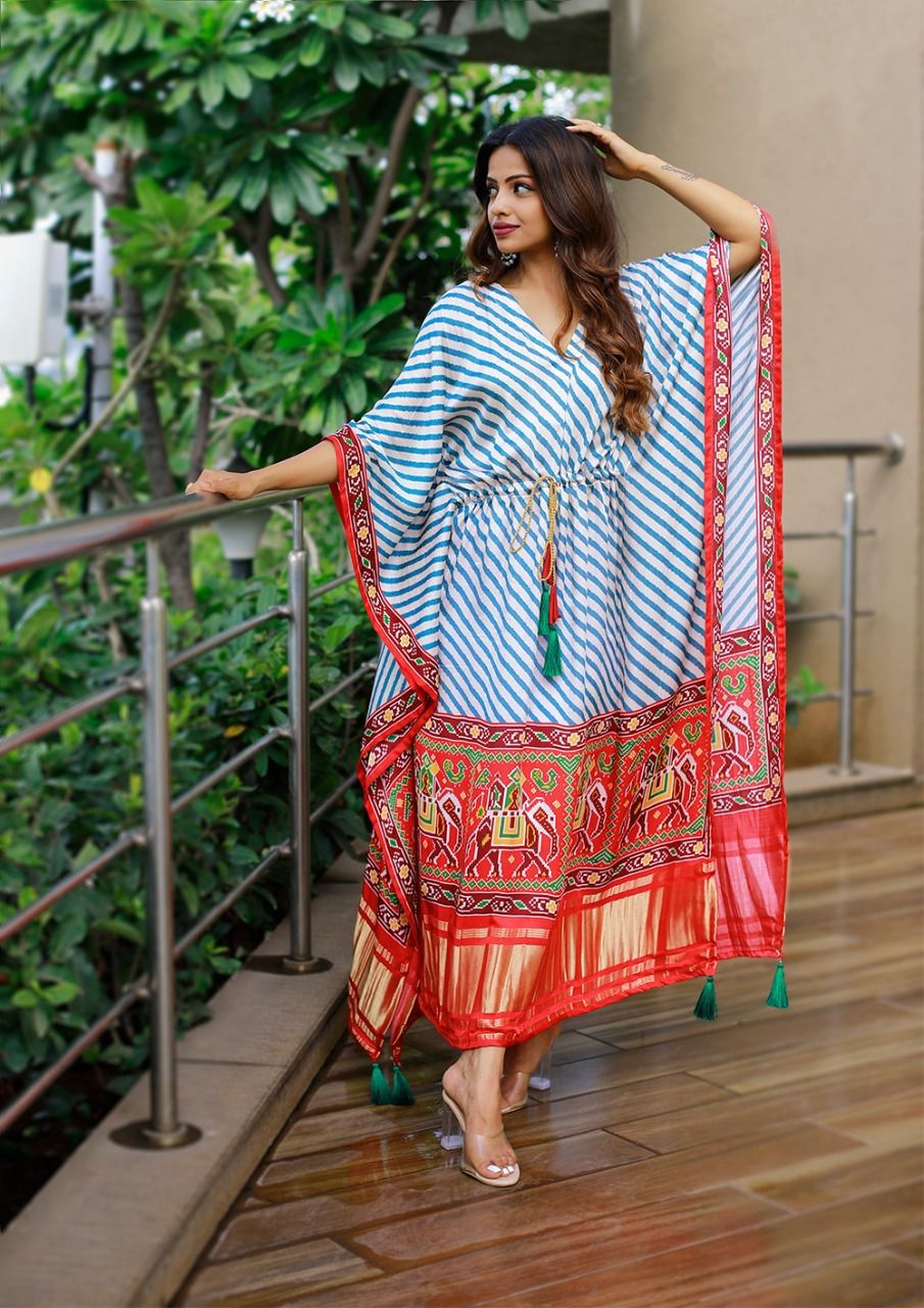 Blue Red kaftan