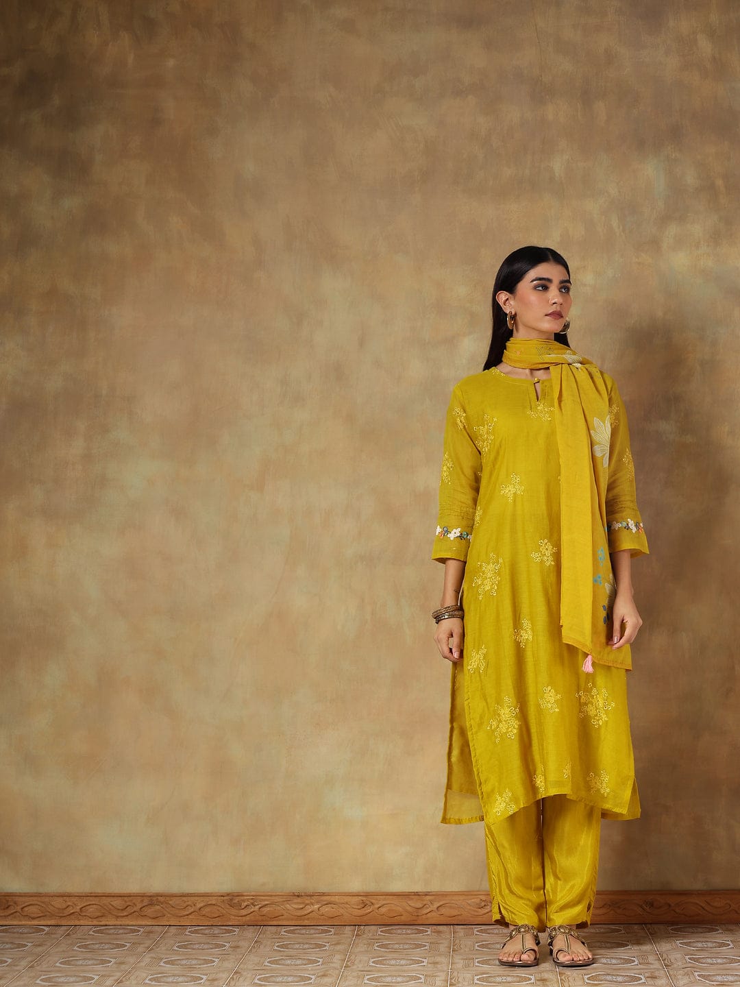 Mustard yellow mul-chanderi suit set