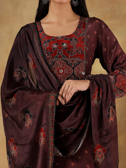 Deep wine-toned Russian silk set
