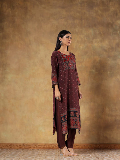 Deep wine-toned Russian silk set