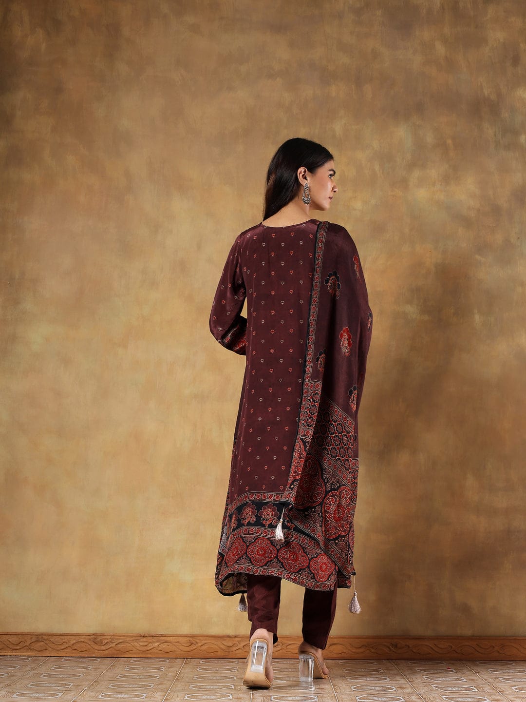 Deep wine-toned Russian silk set