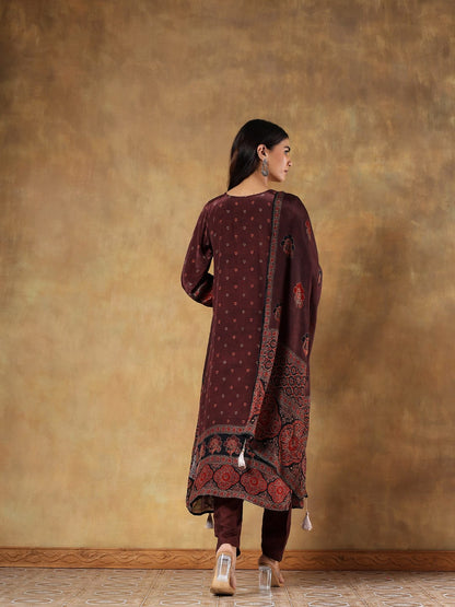 Deep wine-toned Russian silk set