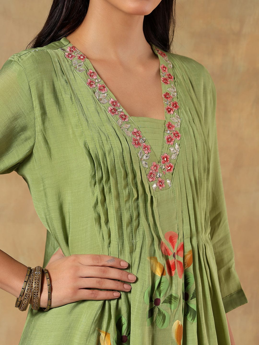 Vanya Mul Chanderi Hand-Embroidered 3-Piece Set