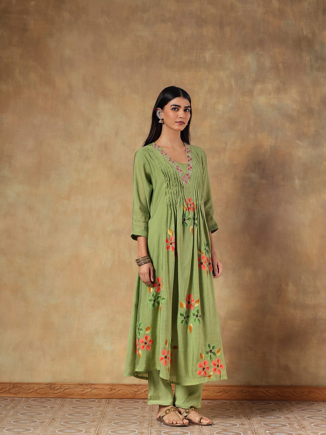 Vanya Mul Chanderi Hand-Embroidered 3-Piece Set