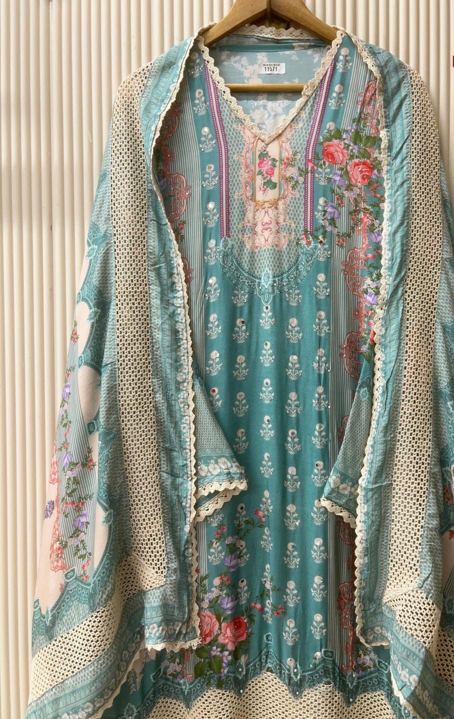 Green Muslin printed semi -stitched