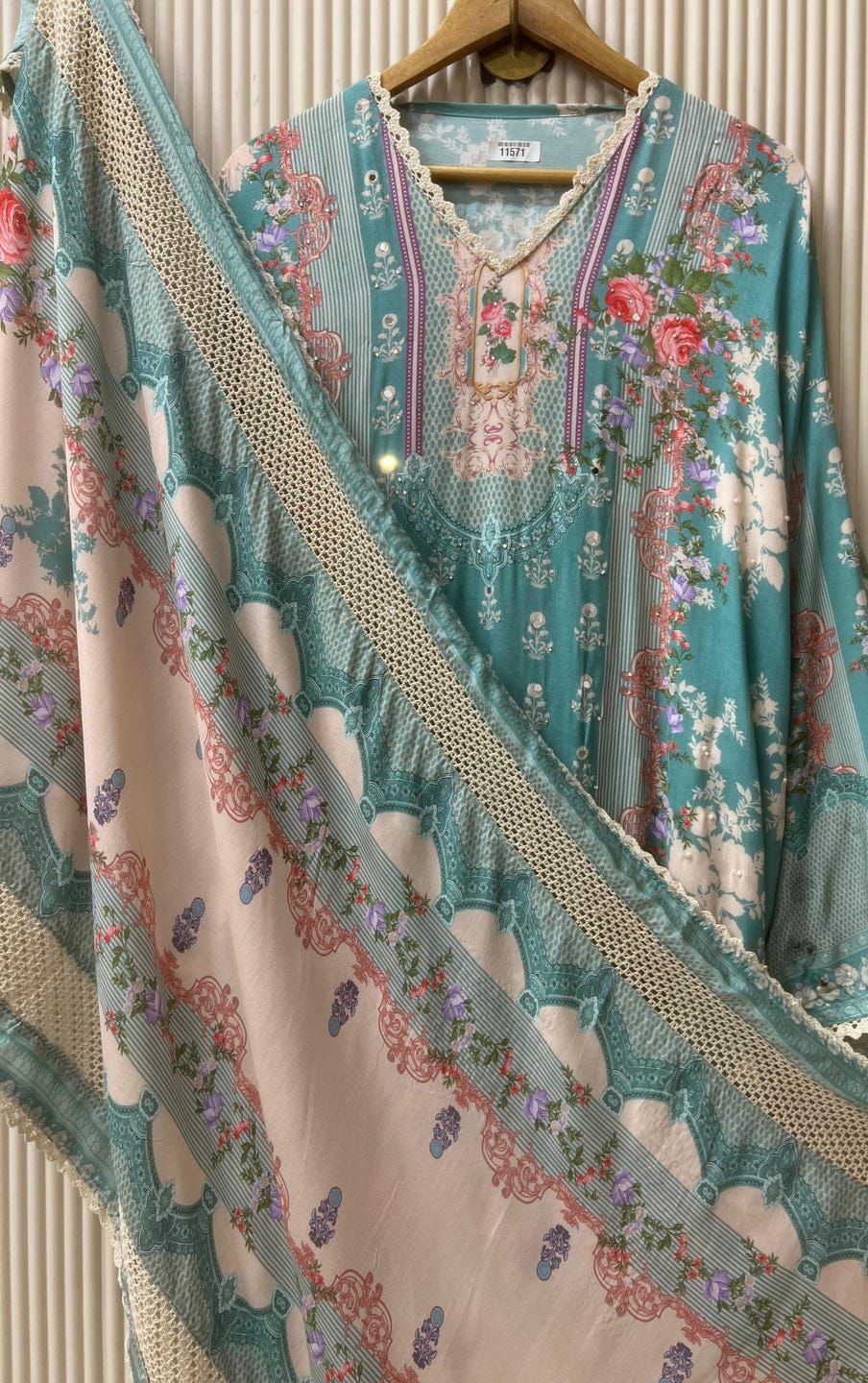 Green Muslin printed semi -stitched