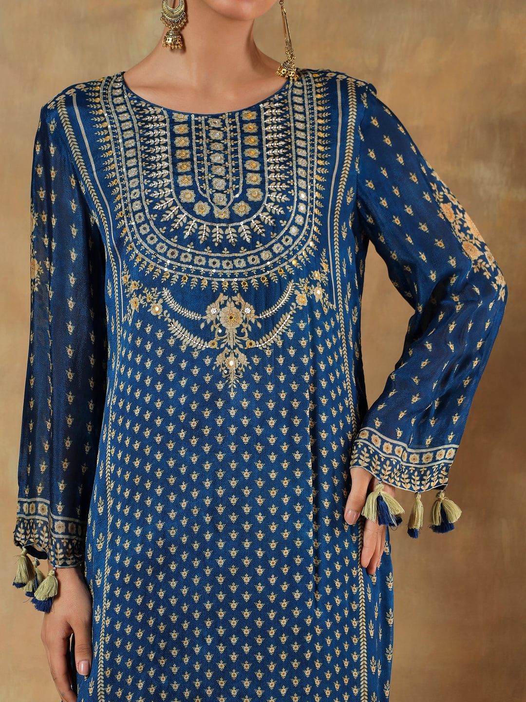 Noorvi Navy Viscose Silk Embroidered 3-Piece Set