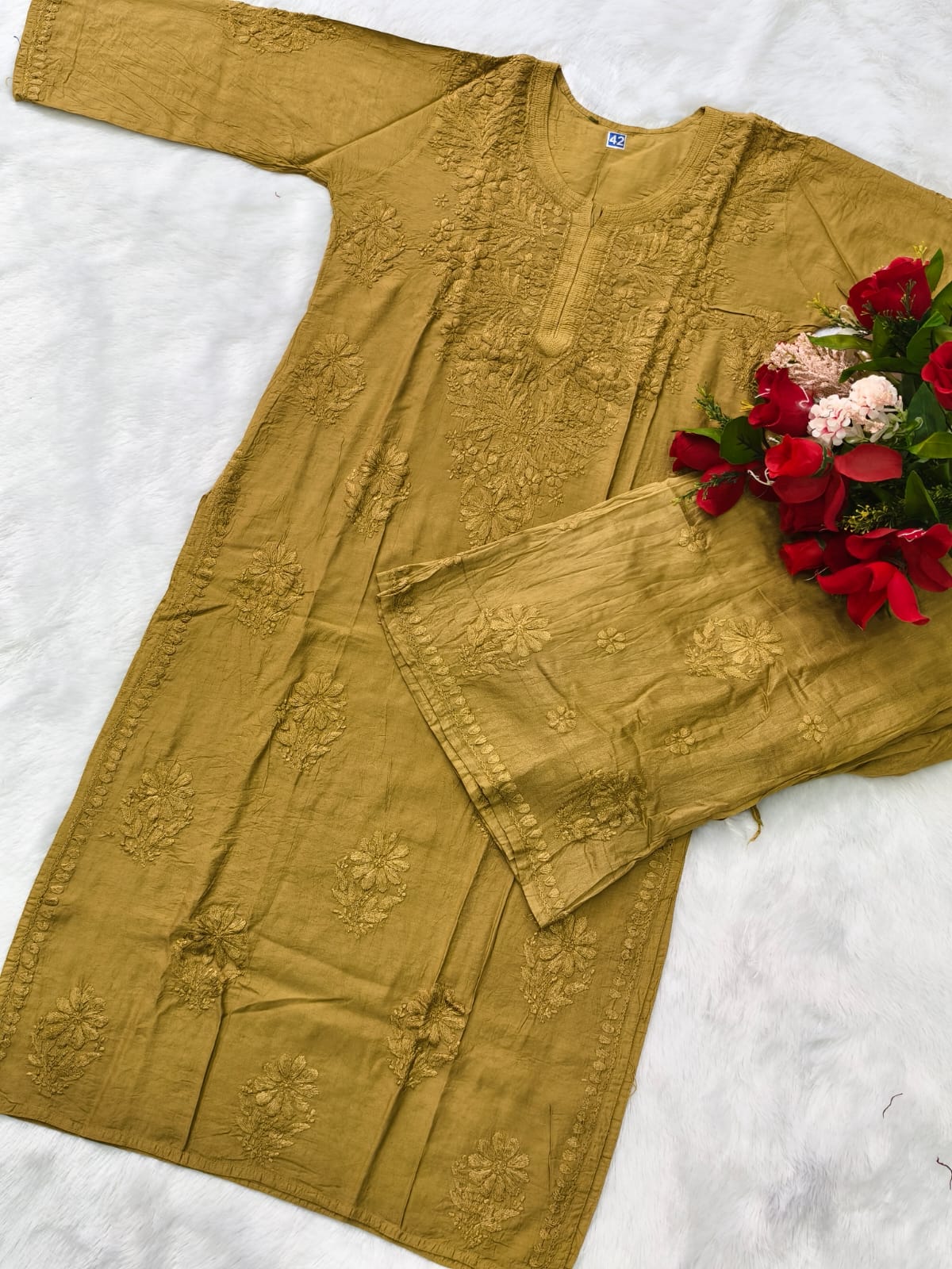 Kurta and Pant Chikankari Set