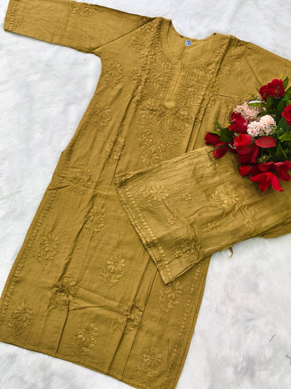 Kurta and Pant Chikankari Set